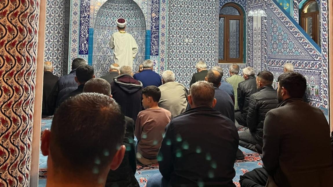 CAMİLERDE NAMAZ BULUŞMALARI
